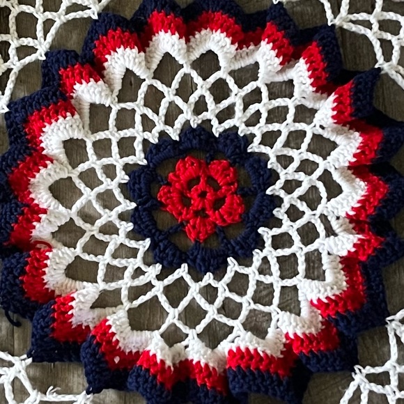 Handmade Ruffled Table Covering - Picture 4 of 5